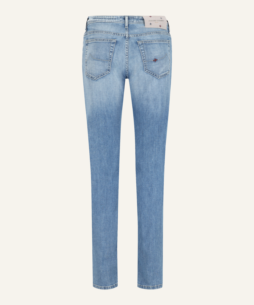 JUM - QM004 055 S4199 V2 300D_2.webp