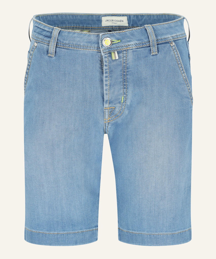 JUM_OE002 056 S4255 S1300D